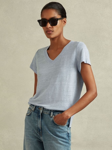 Gemêleerd lichtblauw linnen T-shirt met V-hals (B40115) | € 85