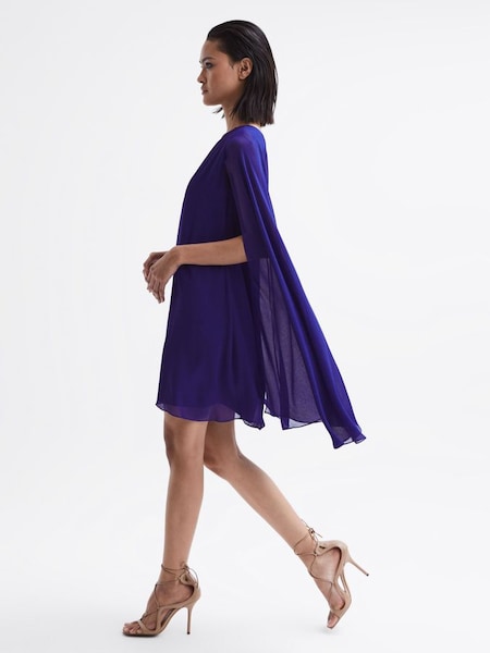 Paarse mini-jurk met doorzichtige capemouwen (D28631) | € 100