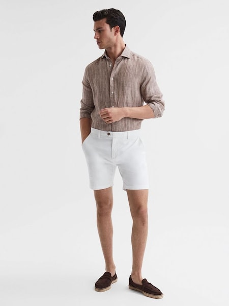 Short Length Casual Chino Shorts in White (D29786) | $125