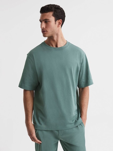 Oversized Garment Dye T-Shirt in Fern Green (D65861) | €43