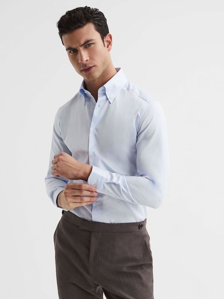 Zachtblauw slim-fit katoenen overhemd met knopen (D80811) | € 140
