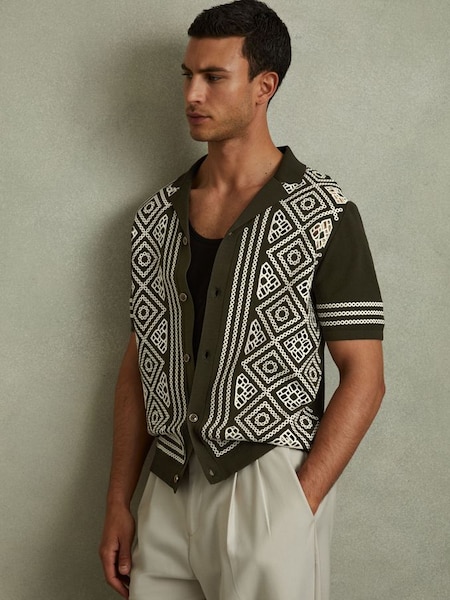 Stefano Khaki Green/Off White Contrast Embroidered Cuban Collar Shirt (E02271) | HK$2,680