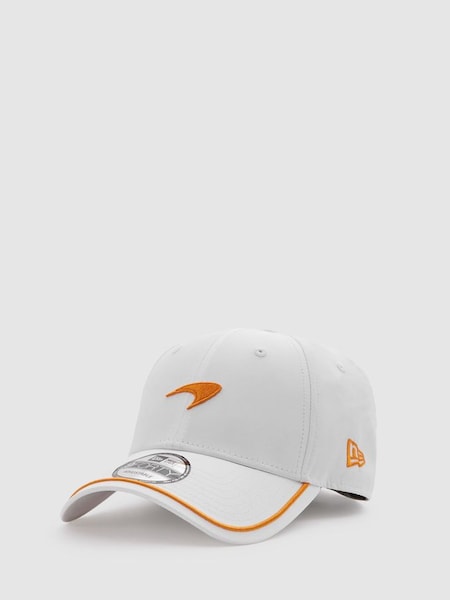 McLaren F1 Bestickte Baseball-Cap, Weiß (E04298) | 55 €