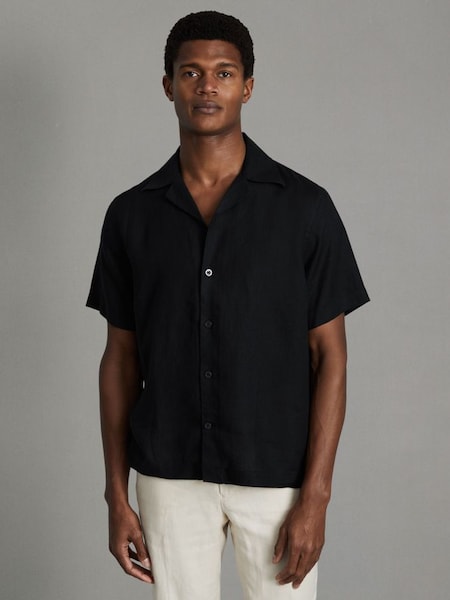 Relaxed Linen Cuban Collar Shirt in Black (K74854) | HK$1,330