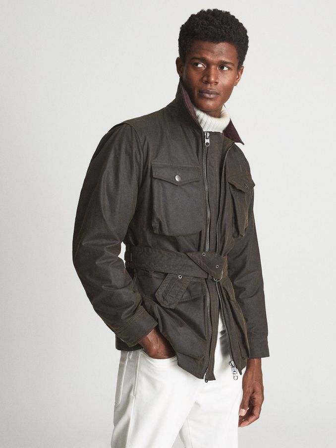 Private white shop field jacket
