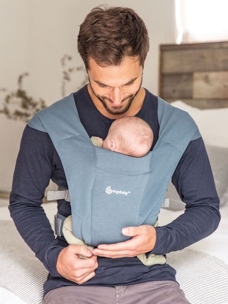 Ergobaby Embrace Newborn Carrier (M99588) | €130