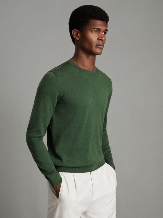 Mens round shop neck jumpers