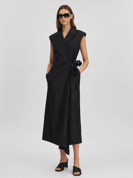Anna Quan - Lange zwarte jurk met overslag aan de voorkant (N25286) | € 1.295