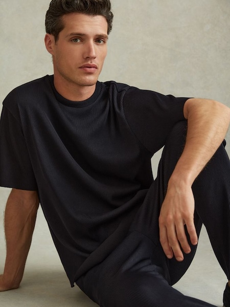 Oversized Ribbed Crew Neck T-Shirt in Navy (N74341) | €85