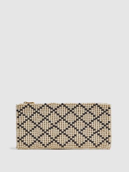 Wood-Beaded Clutch Bag in Natural/Black (N74398) | 125 €