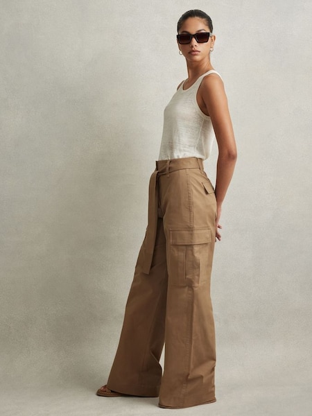 Petite Cotton Blend Wide Leg Cargo Trousers in Camel (N97233) | CHF 245
