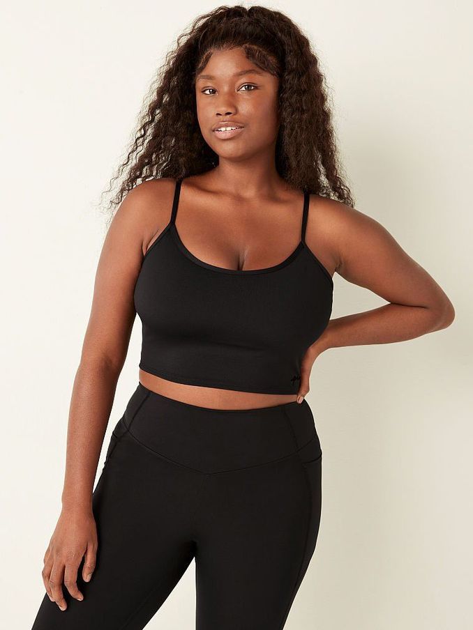 Pure Black Ultimate Lightly Lined Sports Crop (P77429) | €30