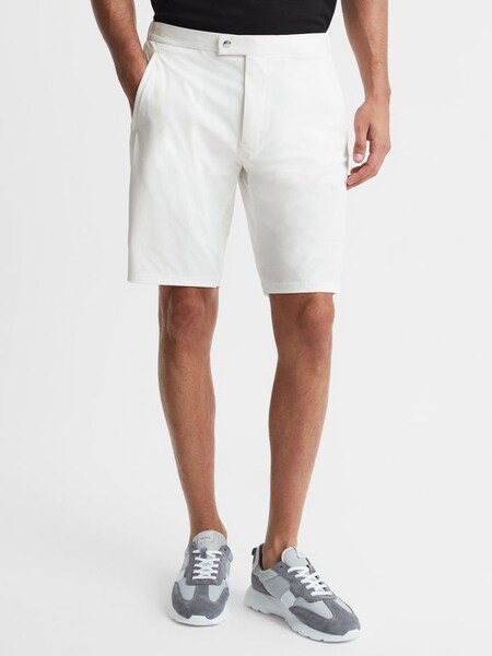 Relaxed Fit Golf Performance Shorts in White (Q69227) | $102