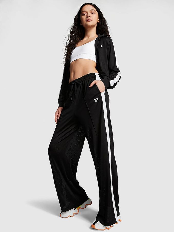 Victoria secret jogger suit hotsell