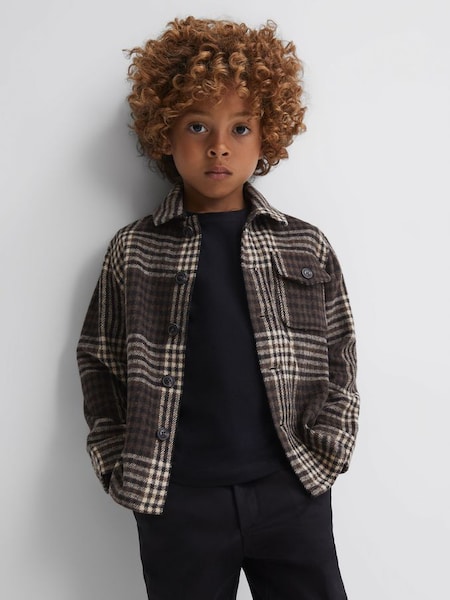 Junior geborsteld geruit overshirt in beigebruin (U54605) | € 35