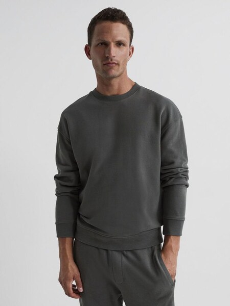 Oversized Garment Dye Sweatshirt in Olive (U87552) | HK$680