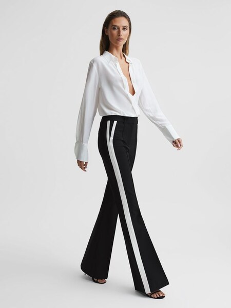 娇小款黑色侧边喇叭条纹长裤 (U94384) | HK$1,431
