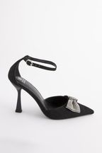 Black Forever Comfort® Bow Point Toe Heels