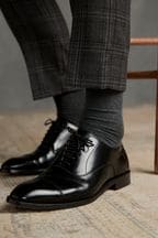 Black Signature Leather Sole Oxford Toe Cap Shoes