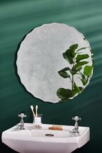 Clear Scalloped Round Wall Mirror 60x60cm