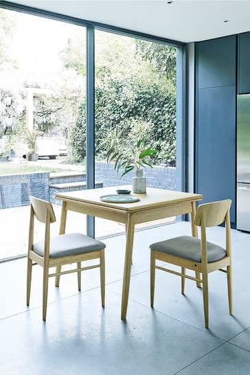 Buy Ercol Chesham Oak 4 To 6 Seater Extendable Dining Table From