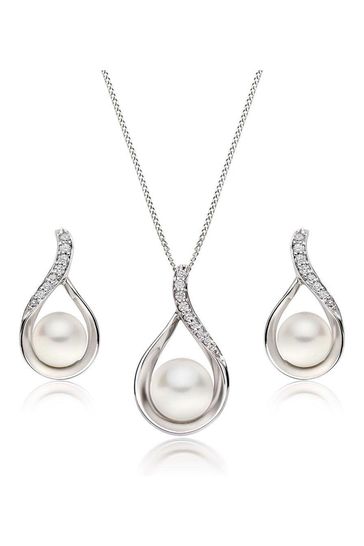 Buy Beaverbrooks 9ct Diamond Freshwater 