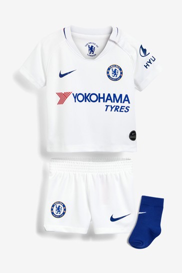 Nike White Chelsea Football Club 2019 2020 Away Infant Kit
