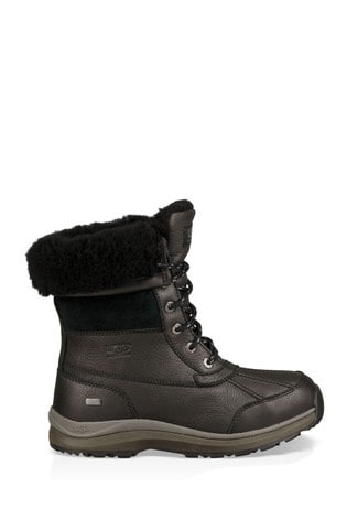 black ugg snow boots
