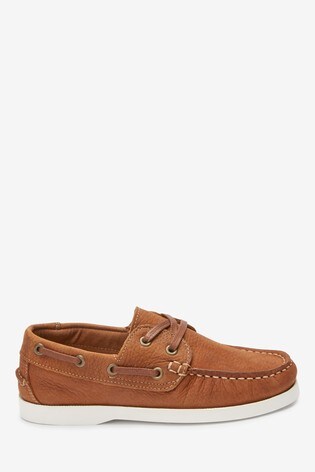 buy boat shoes online