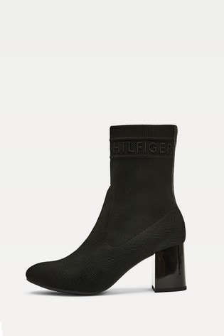 black mid heel boots