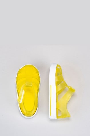 yellow igor jellies