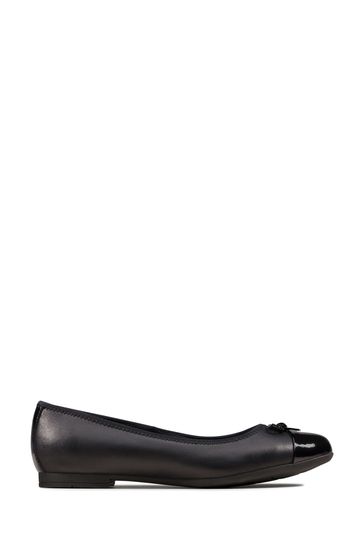 clarks around me