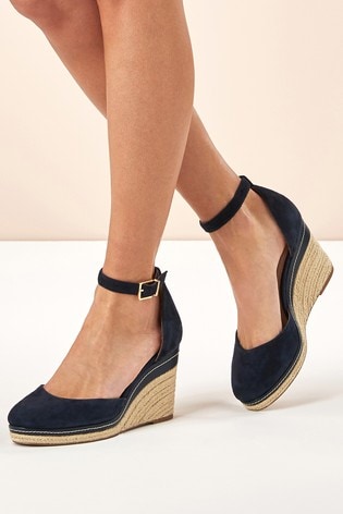 comfortable closed toe wedges shop 
