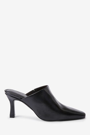 slip on closed toe mules