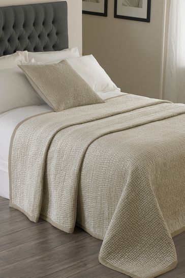 riva bedspread