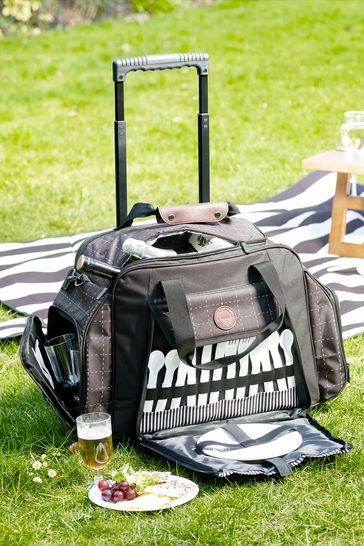 picnic backpack near me