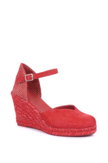 womens red wedges