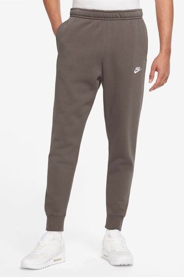 next nike club joggers