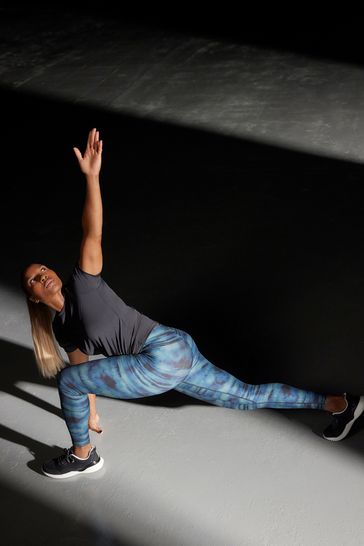 Blue activewear leggings 2025