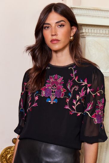 V&A | Love & Roses Black Embroidery Embroidered Round Neck Puff Sleeve Blouse