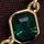 En tono dorado con muchos cristales
