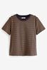 Hellbraun/Marineblau - Kurzärmeliges T-Shirt mit Rundhalsausschnitt, Regular
