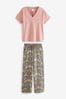 <span>Grün/Pink geblümt</span> - Morris & Co. Pyjama aus Baumwolle