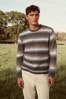 Braun - Relaxed-Pullover mit Rundhalsausschnitt und Farbverlauf