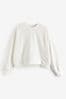 Weiß - Sweatshirt mit gewaschenem Rundhalsausschnitt und rohem Saum, Regular