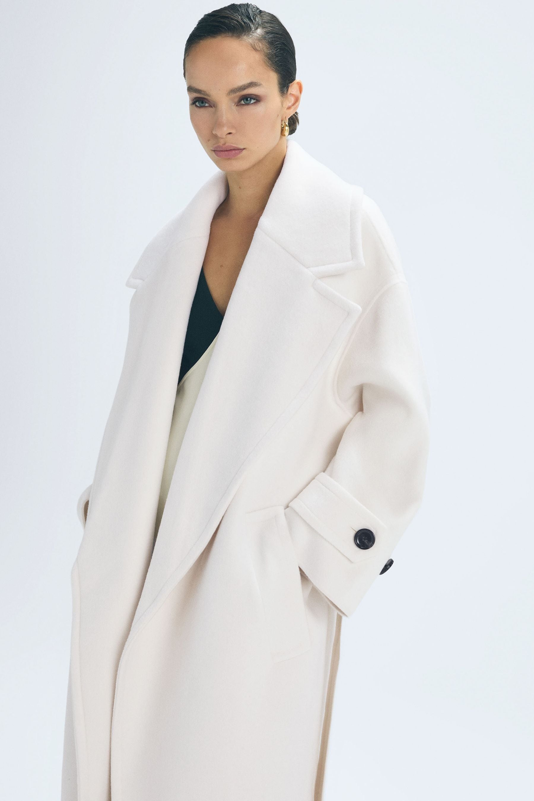 Reiss Helena - Atelier Wool-cashmere Blindseam Coat, Us 6 In Cream