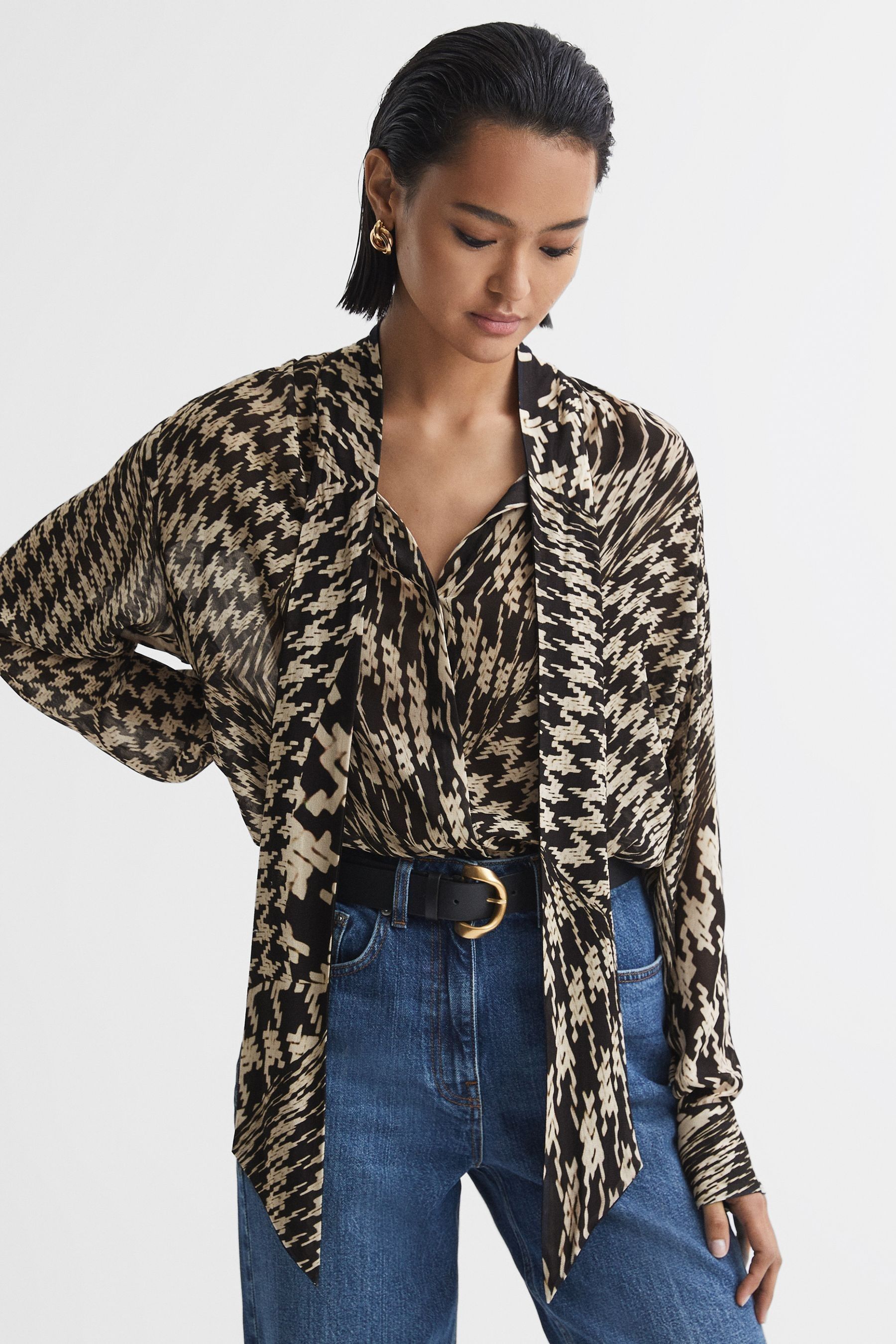 Reiss Cedar Blouse Nylon Printed, Black/White Size: 18