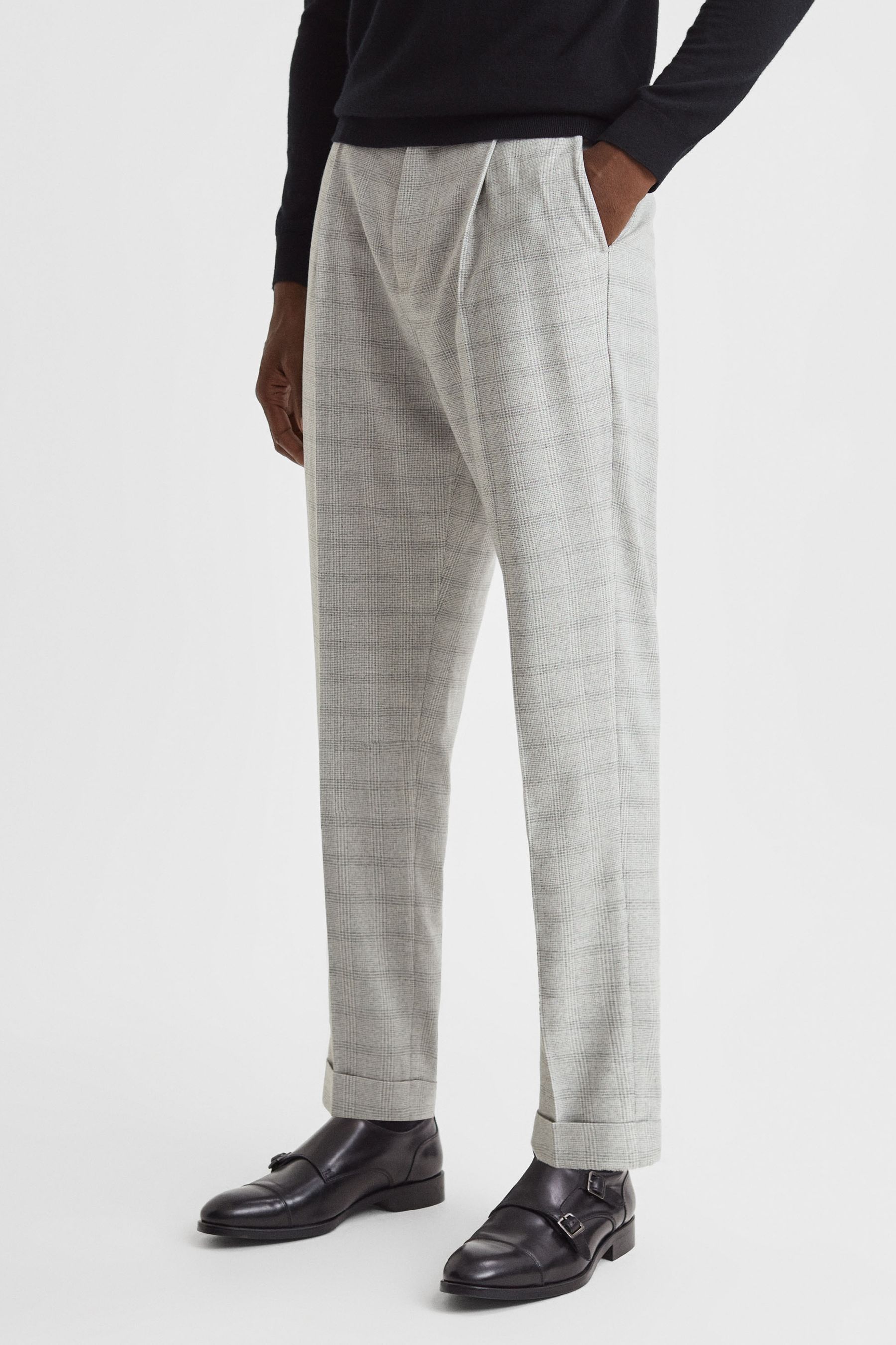 Reiss Soft Grey Slim Fit Prince of Wales Rolled Hem Trousers, 30
