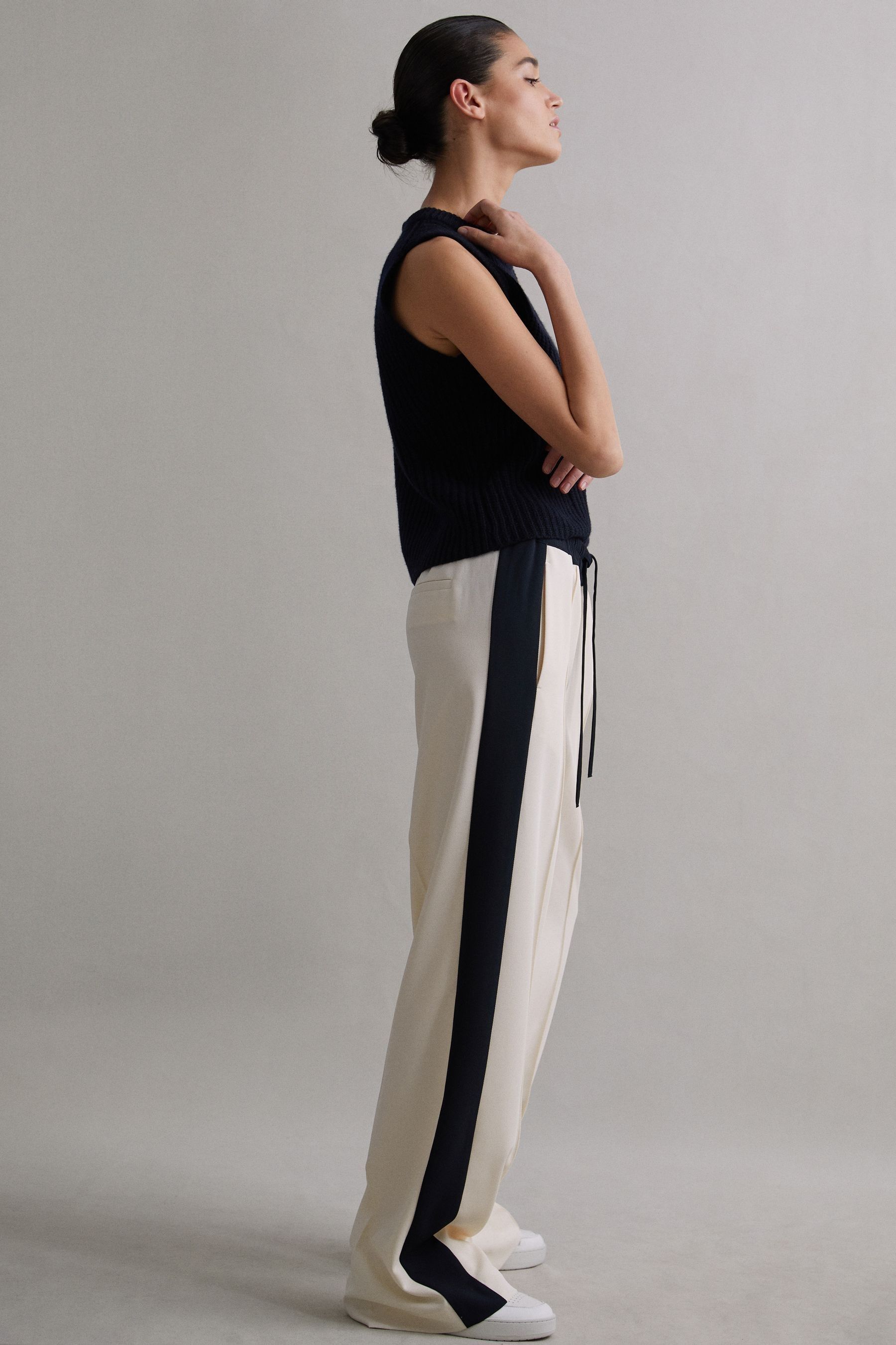 Reiss Wide - Cream May Wide Wide Leg Contrast Stripe Drawstring Trousers, Uk 8 R