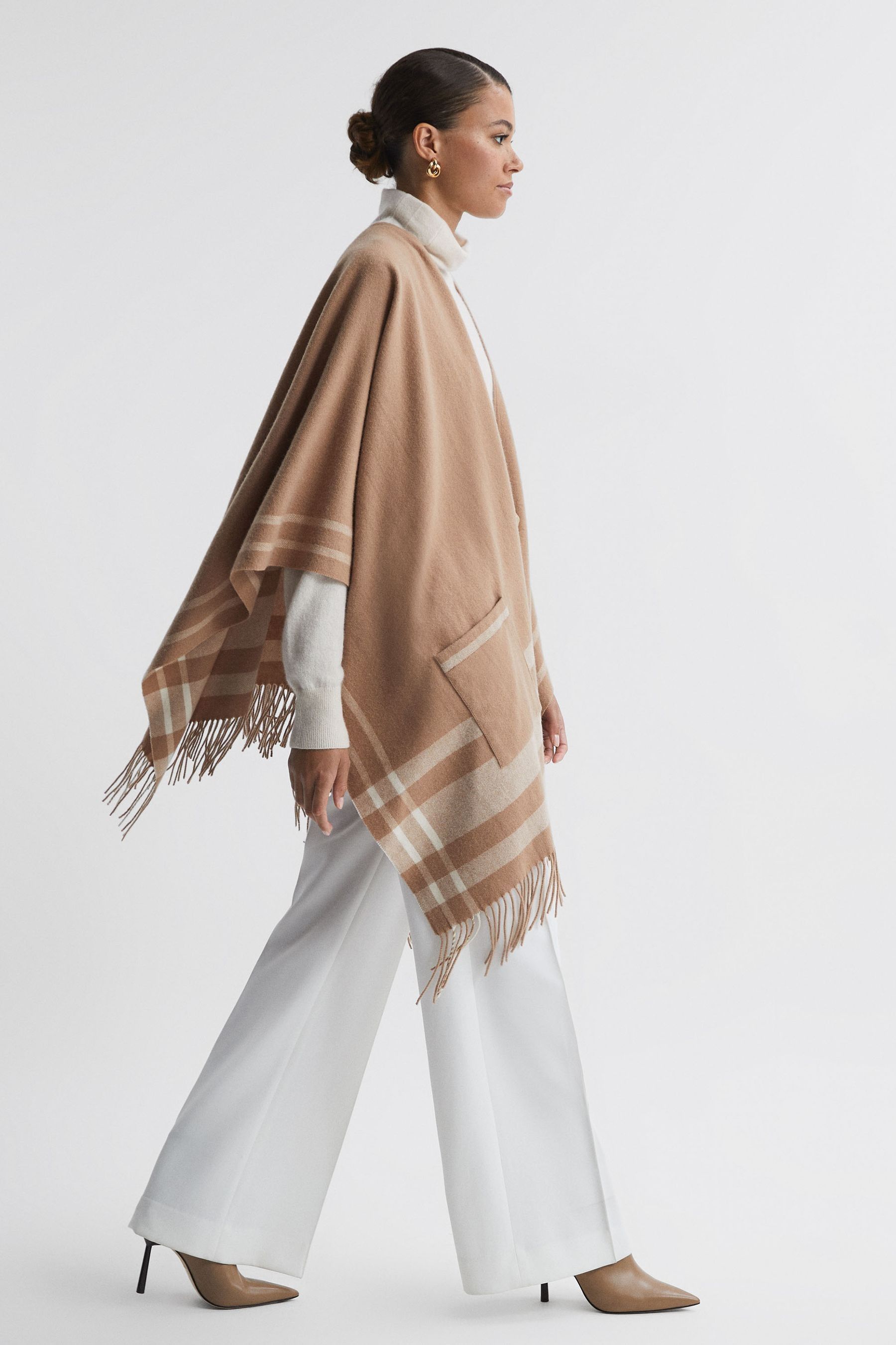 REISS CATALINA - CAMEL WOOL STRIPED CAPE, ONE
